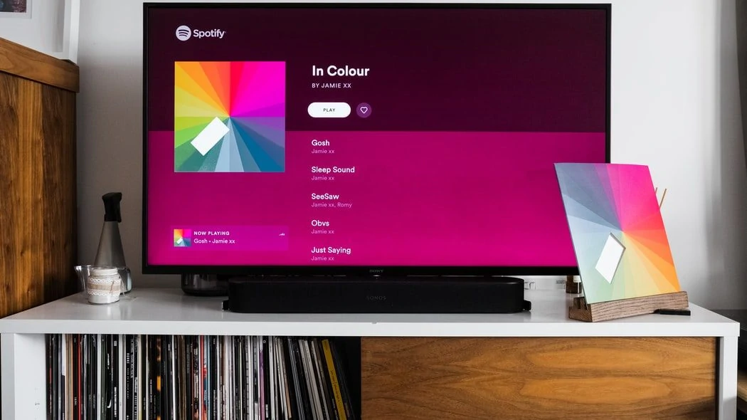 Spotify afspelen vanaf je televisie en het geluid via je soundbar de kamer laten vullen.