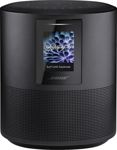 Zwarte Bose-speaker met schermpje zichtbaar